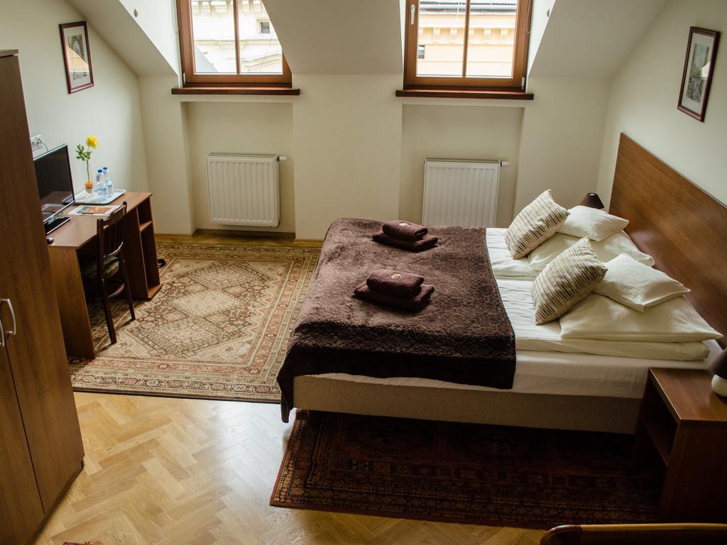 Royal Route 29 Comfort Rooms Краків Екстер'єр фото