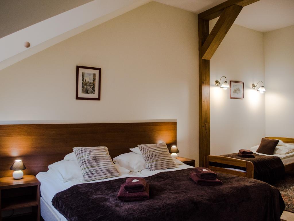 Royal Route 29 Comfort Rooms Краків Екстер'єр фото
