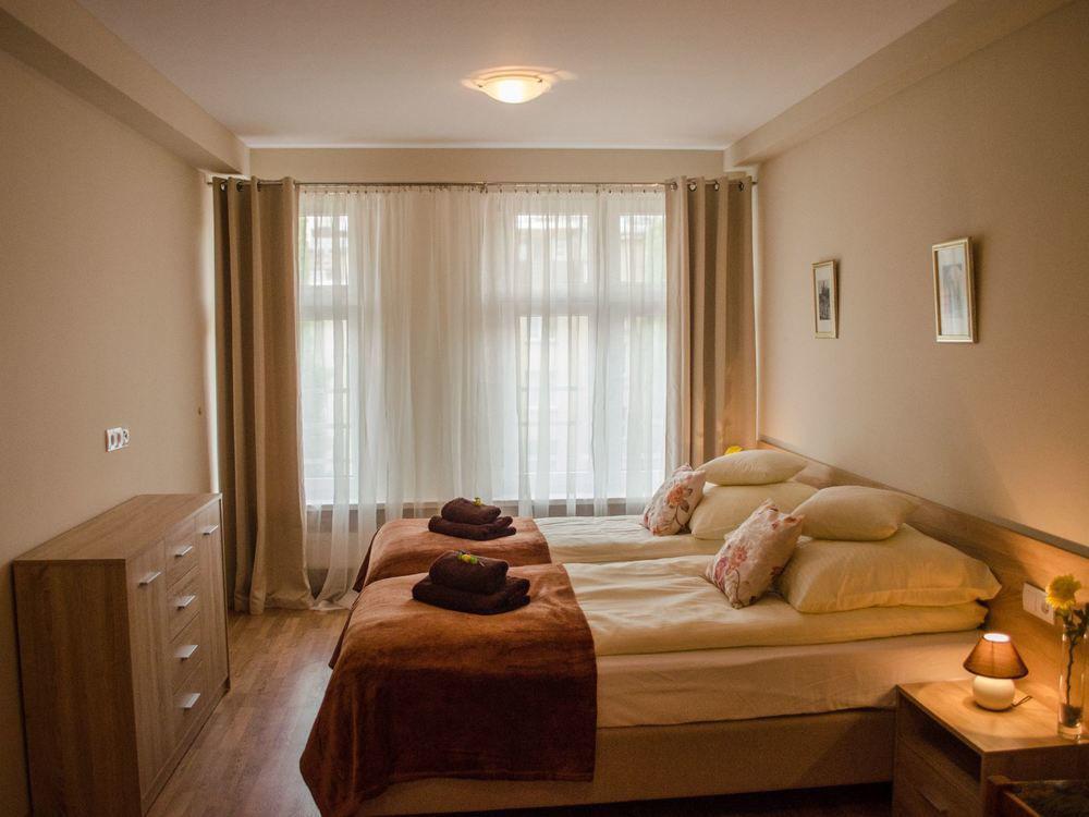 Royal Route 29 Comfort Rooms Краків Екстер'єр фото